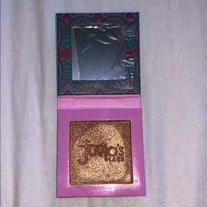 Juvia’s Place Highlighter ✨